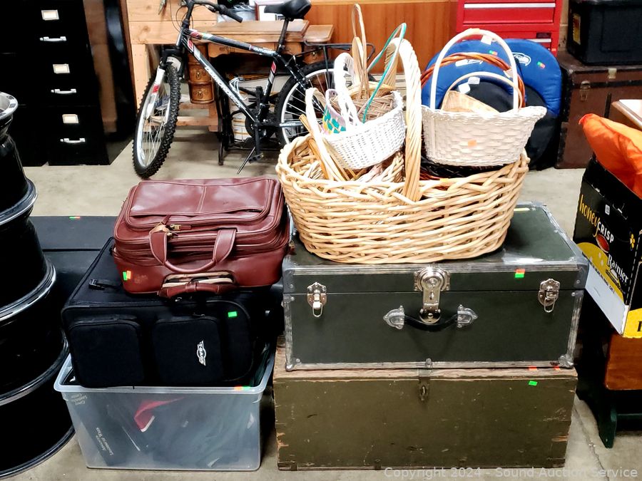 10/31/24 SAS Equestrian, Rustic Farm Tools Online Auction
