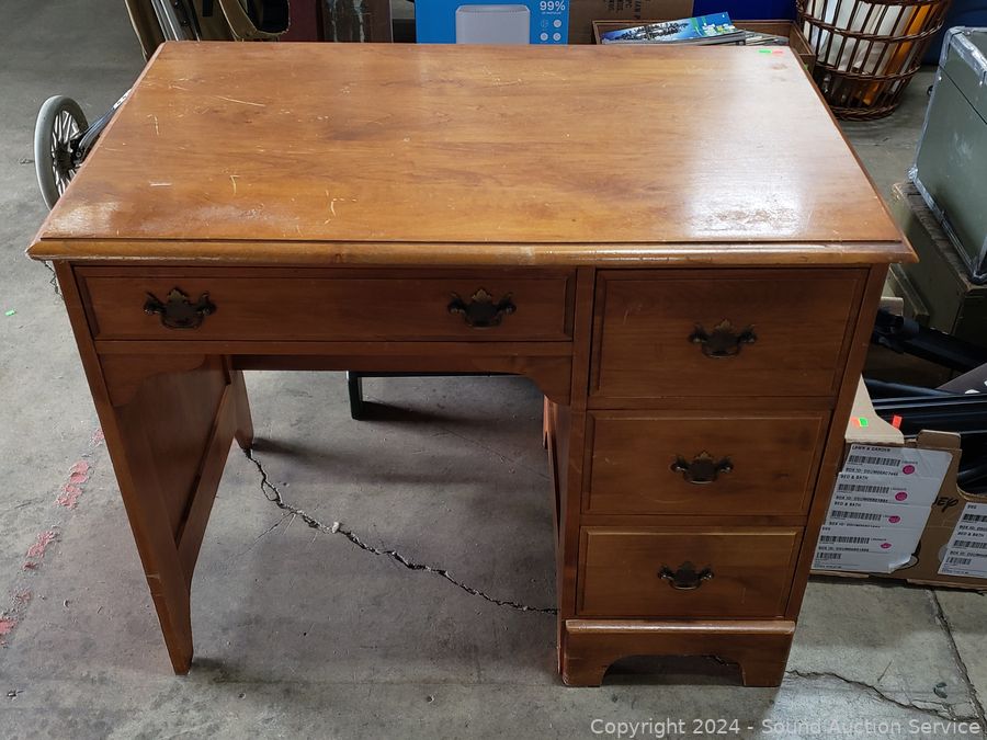 10/31/24 SAS Equestrian, Rustic Farm Tools Online Auction