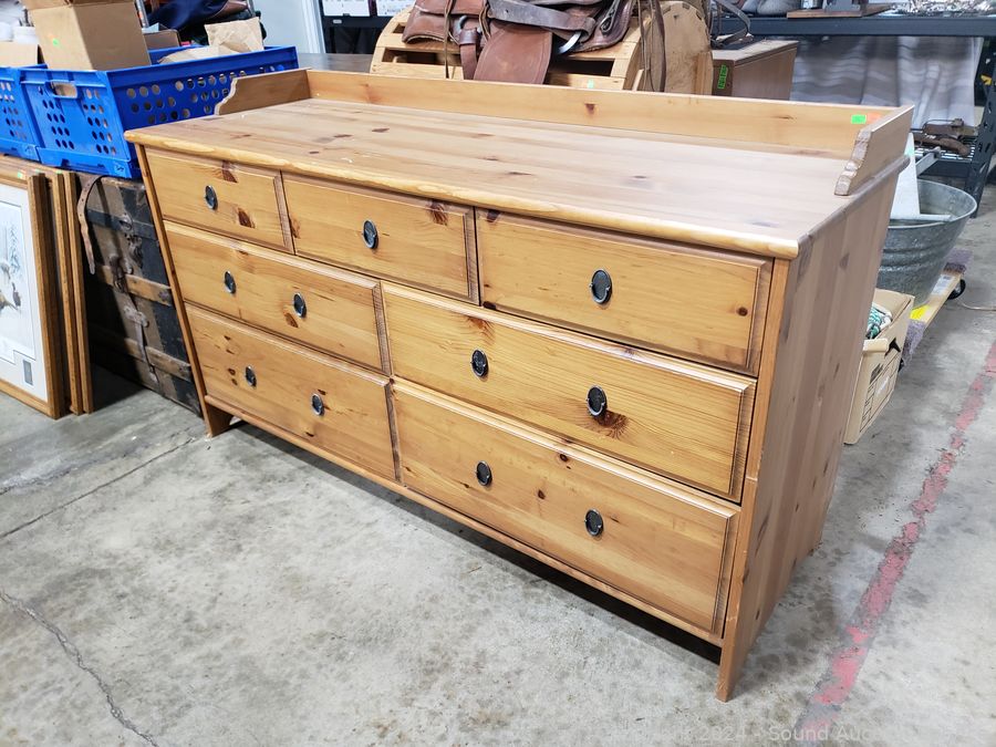 10/31/24 SAS Equestrian, Rustic Farm Tools Online Auction