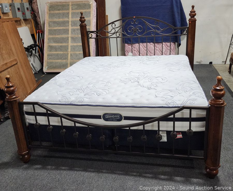 10/31/24 SAS John Deere Riding Mower, Furniture Online Auction