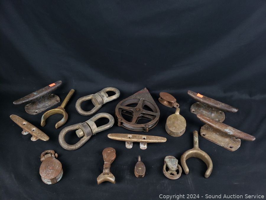 10/31/24 SAS John Deere Riding Mower, Furniture Online Auction