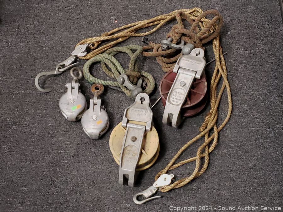 Sound Auction Service Auction SAS Vtg. Fuel Pumps, Jewelry, Coins