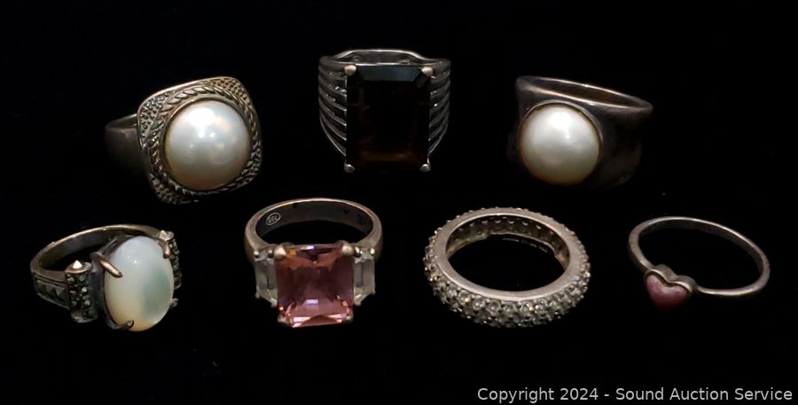 01/09/25 SAS Collectibles, Furniture, Glassware Online Auction