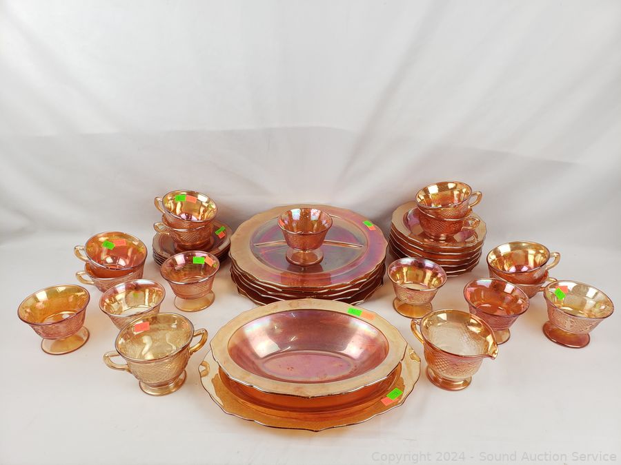 01/09/25 SAS Collectibles, Furniture, Glassware Online Auction
