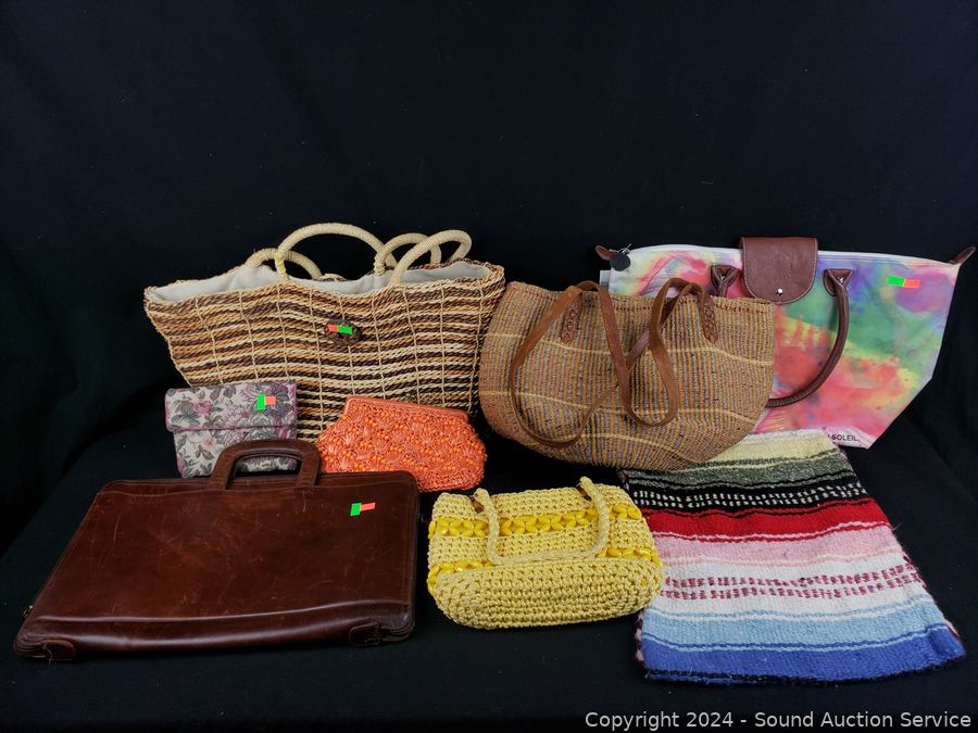 01/09/25 SAS Collectibles, Furniture, Glassware Online Auction