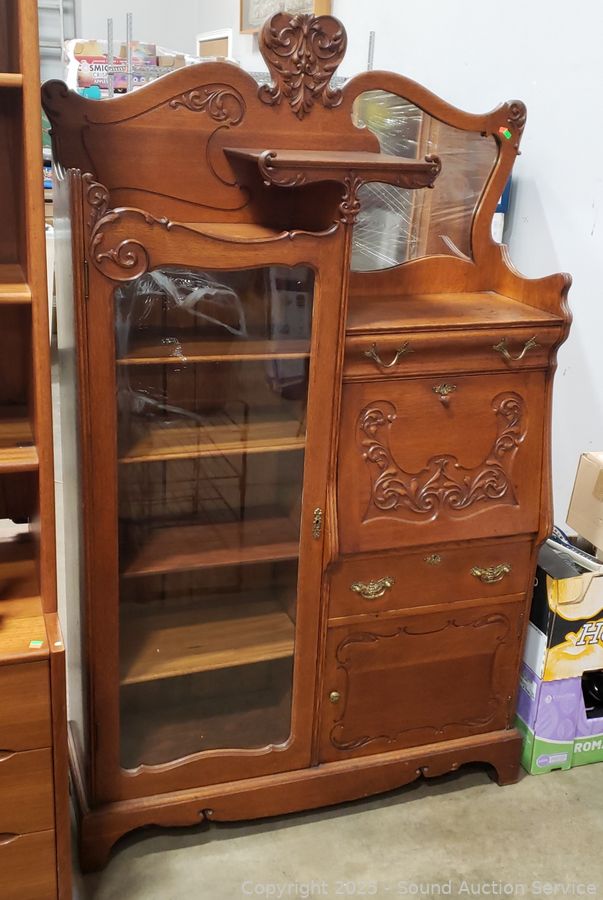 03/24/25 SAS Sports Memorabilia, Danish Teak Online Auction