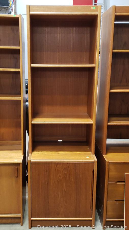 03/24/25 SAS Sports Memorabilia, Danish Teak Online Auction