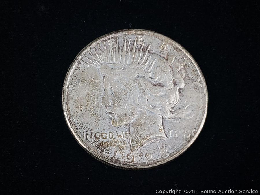 04/08/25 SAS Log Furniture, Sports Memorabilia Online Auction