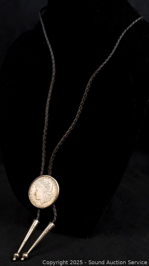 04/08/25 SAS Log Furniture, Sports Memorabilia Online Auction