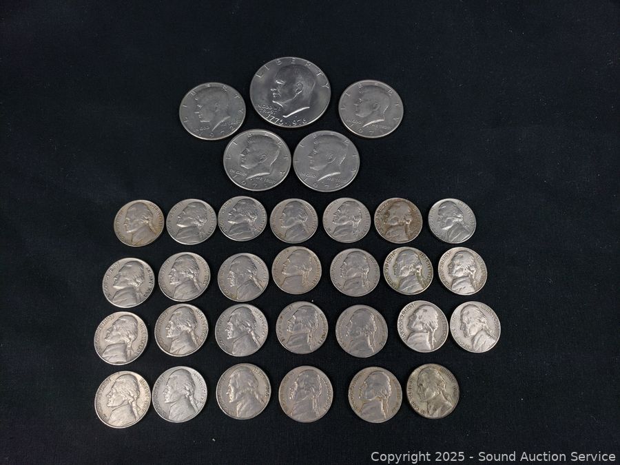 04/08/25 SAS Log Furniture, Sports Memorabilia Online Auction