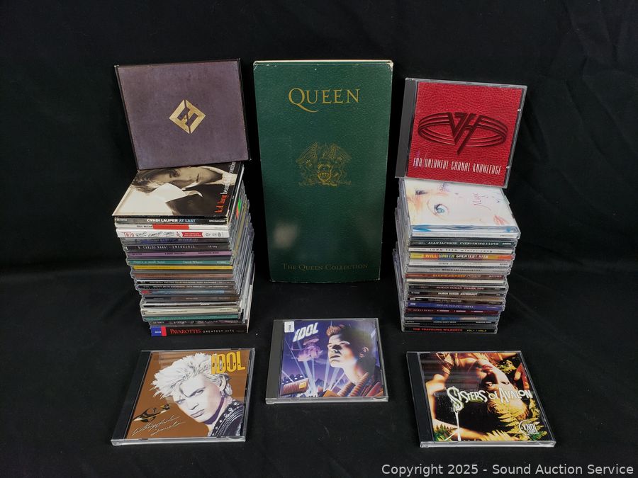 04/08/25 SAS Log Furniture, Sports Memorabilia Online Auction