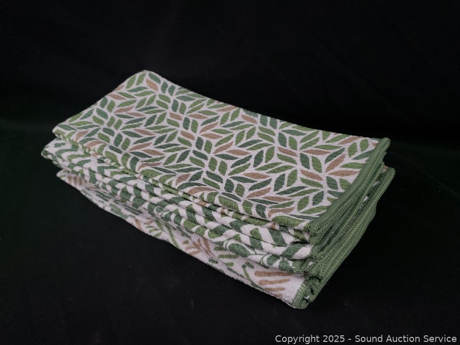 04/08/25 SAS Log Furniture, Sports Memorabilia Online Auction