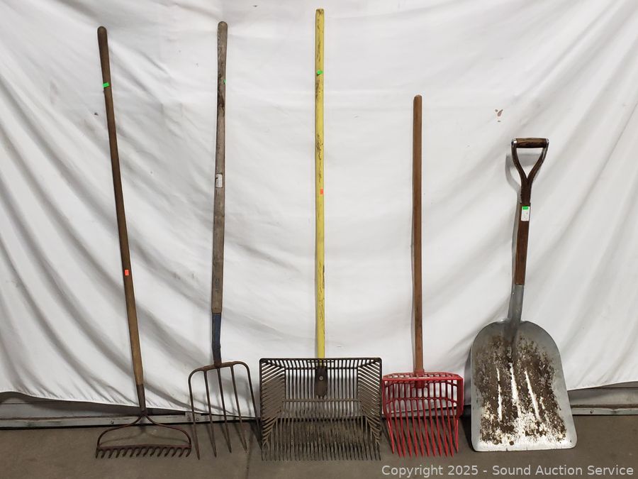 04/08/25 SAS Log Furniture, Sports Memorabilia Online Auction