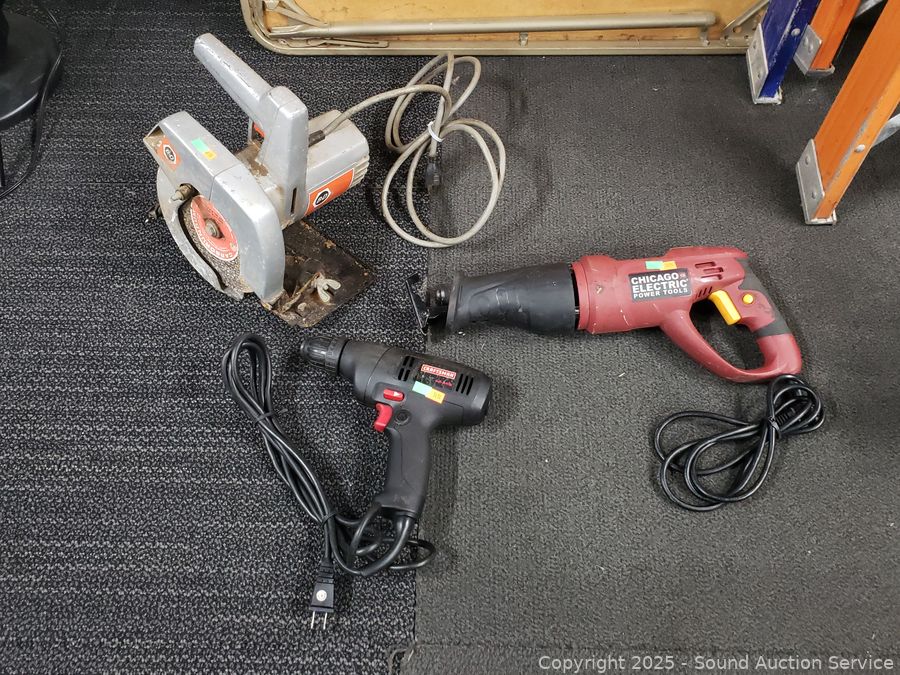SAS Kubota Lawn Mower, Silver Coins Online Auction