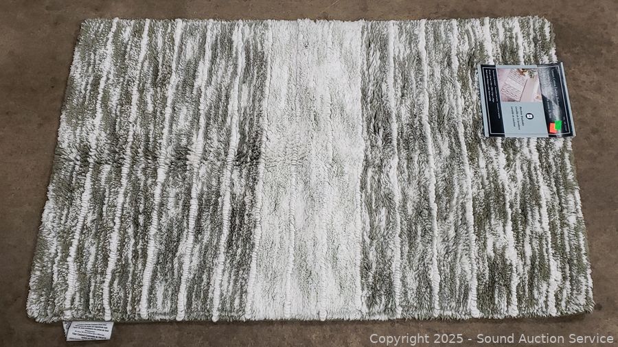Luxury Cotton 24" x 36" Bathmat