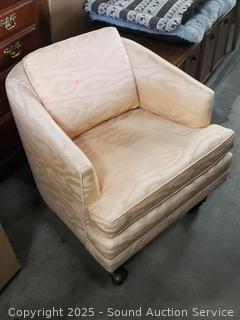 Pink Durobilt Furniture Armchair
