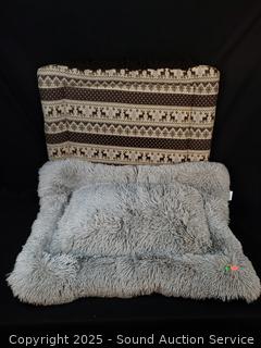 Pair of Plush Pet Beds 