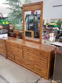 Bassett Oak Finish Vanity Dresser