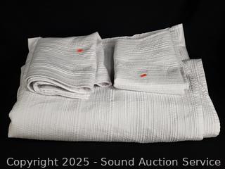 3pc Jennifer Adams Ivory King Quilted Comforter Set