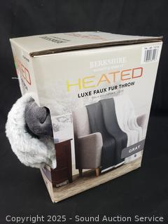 Berkshire Heated Gray Luxe Faux Fur 60" x 70" Throw