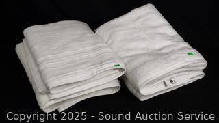 4 Grandeur Hospitality White Cotton Bath Towels