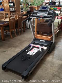 Spirit XT285 Incline Treadmill