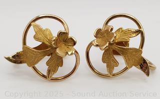 Vintage 10K Gold Flower Screw Back Earrings