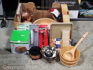 Assorted Kitchen Cookware 