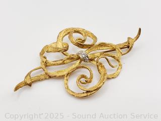 18K Gold & Diamond Floral Motif Brooch