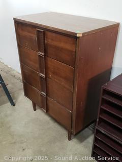 Vintage 4-Drawer Chest