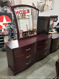 6-Drawer Cherry Finish Contemporary Vanity Dresser