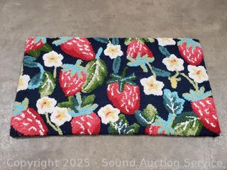 Hand Hooked 22" x 38" Accent Rug