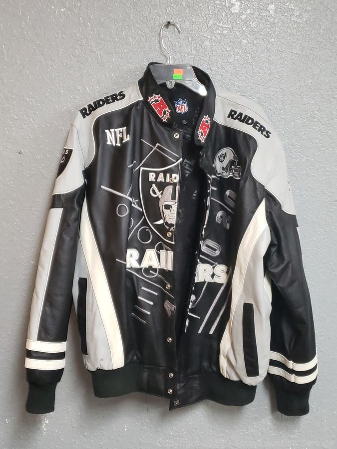 06/11/25 SAS Fine Crystal, Gold Jewelry, Antique Furniture Online Auction