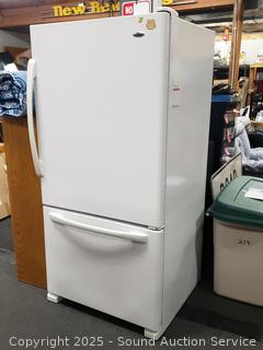 Amana White Refrigerator Freezer