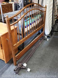 Queen Wood Spindle Headboard w/Steel Frame