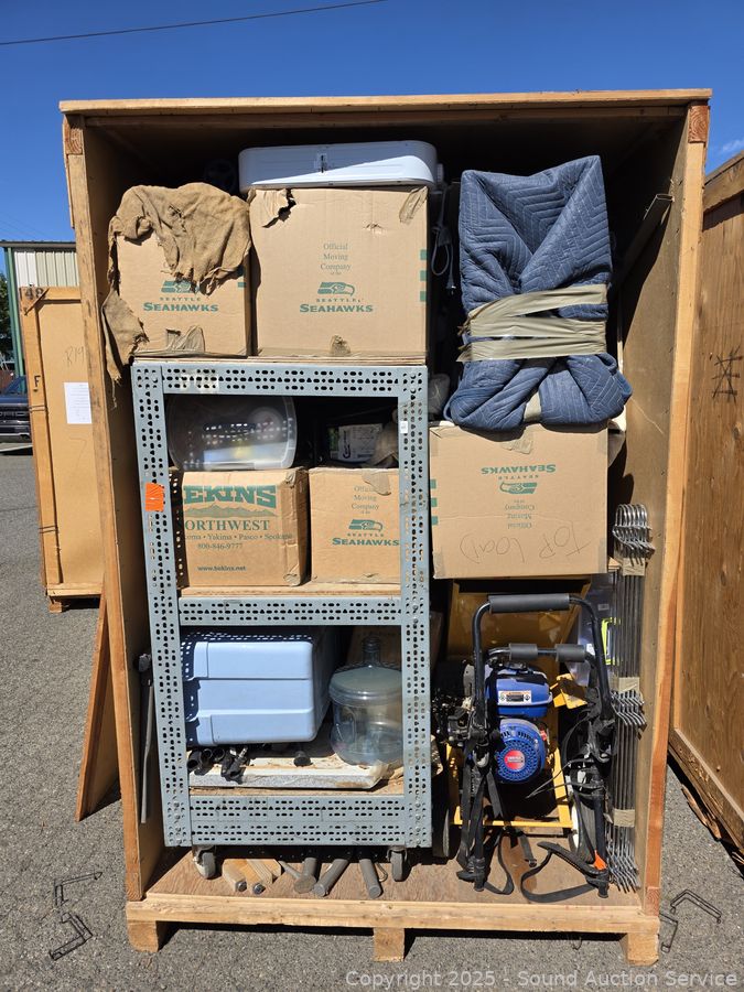 06/28/25 Online Storage Vault Auction w/Sofas, Refrigerator - 19 Lots