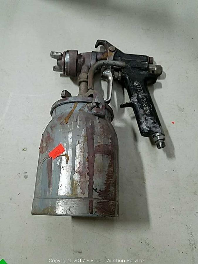 10/06/17 Van Hoof Hot Rod Shop Tool Estate Auction