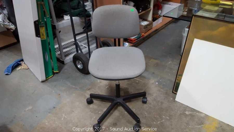 10/06/17 Van Hoof Hot Rod Shop Tool Estate Auction