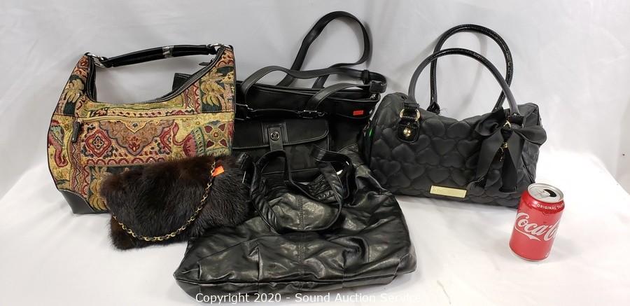 Betsey Johnson Heart Handbag 💗 Found at Ross! #betseyjohnson #betseyj... |  TikTok