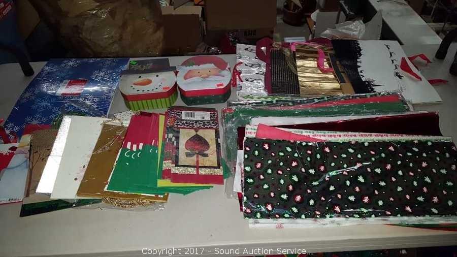 10/12/17 Christmas & Holiday Decor Blowout Auction
