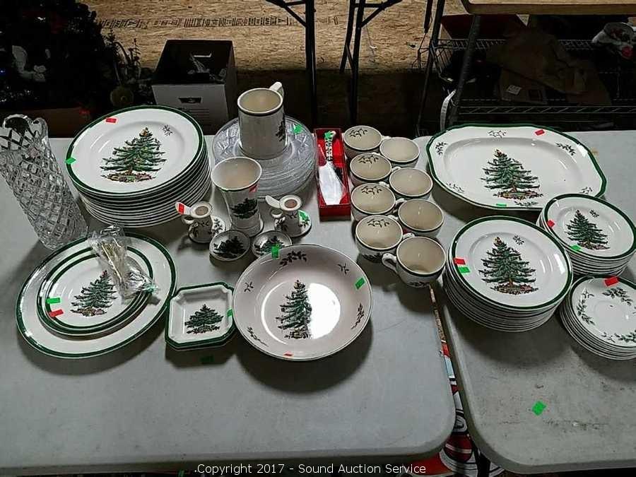 10/12/17 Christmas & Holiday Decor Blowout Auction