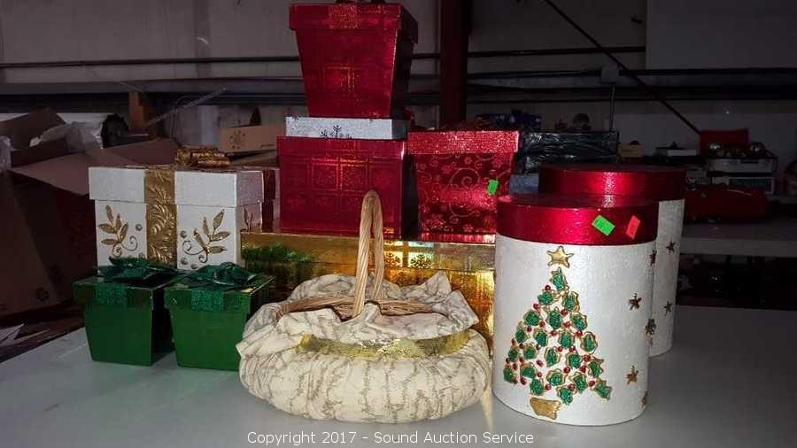 10/12/17 Christmas & Holiday Decor Blowout Auction