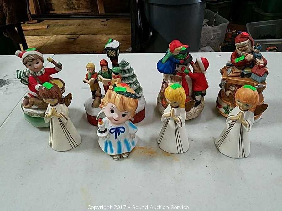 10/12/17 Christmas & Holiday Decor Blowout Auction