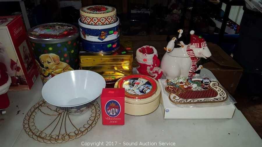 10/12/17 Christmas & Holiday Decor Blowout Auction