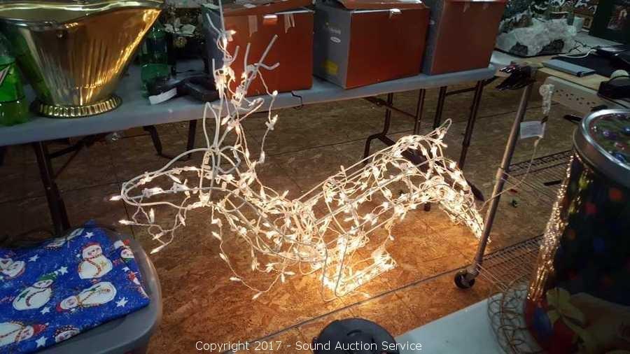 10/12/17 Christmas & Holiday Decor Blowout Auction