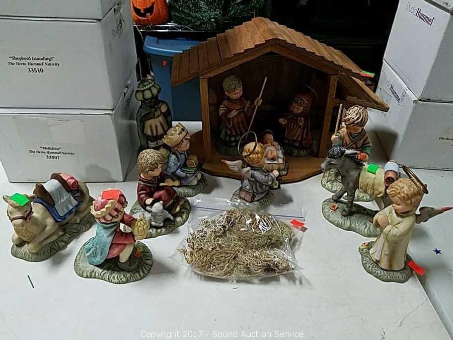 10/12/17 Christmas & Holiday Decor Blowout Auction