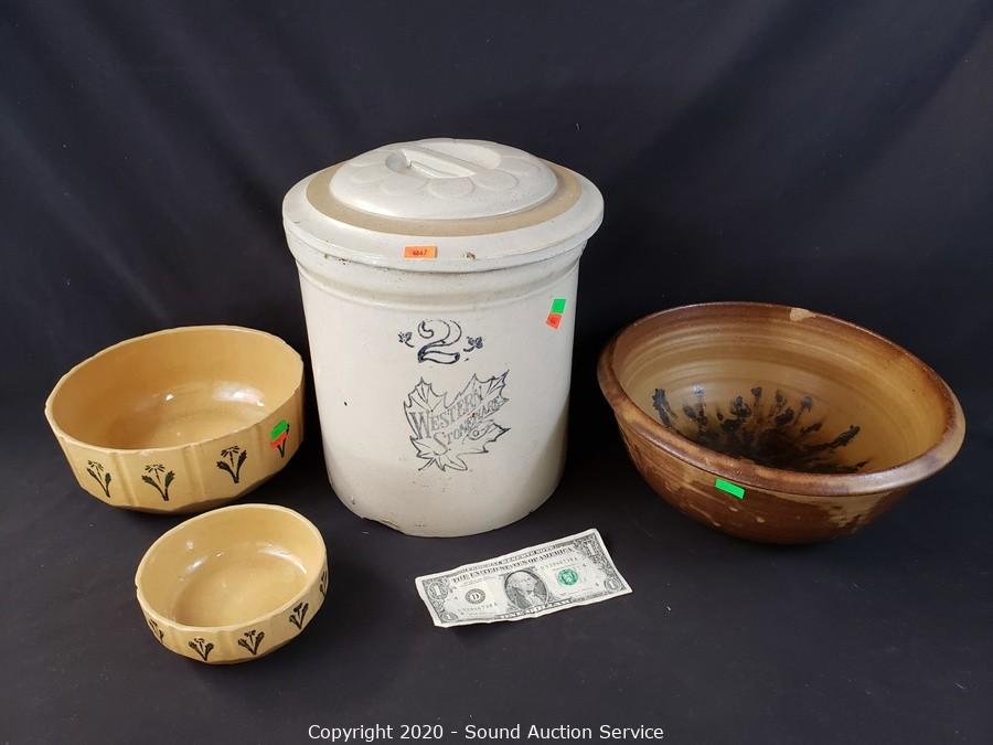 Sound Auction Service - Auction: 07/21/20 Meier Pt. 2 & Others Multi  Consignment Auction ITEM: #2 Crock & 3 Pottery Bowls