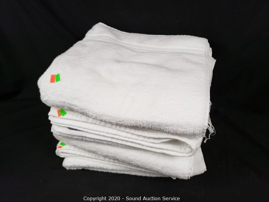 Charisma Bath Towel - Sierra Auction Management Inc