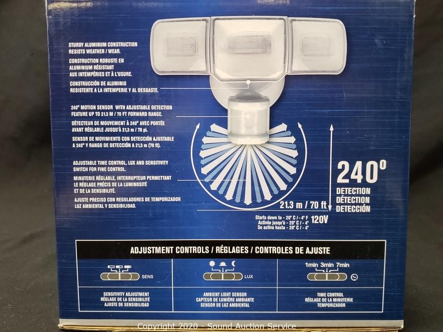 Sound Auction Service - Auction: 06/05/18 Multi-Consignment Auction ITEM:  Black & Decker Bullseye Laser Level & Sensor