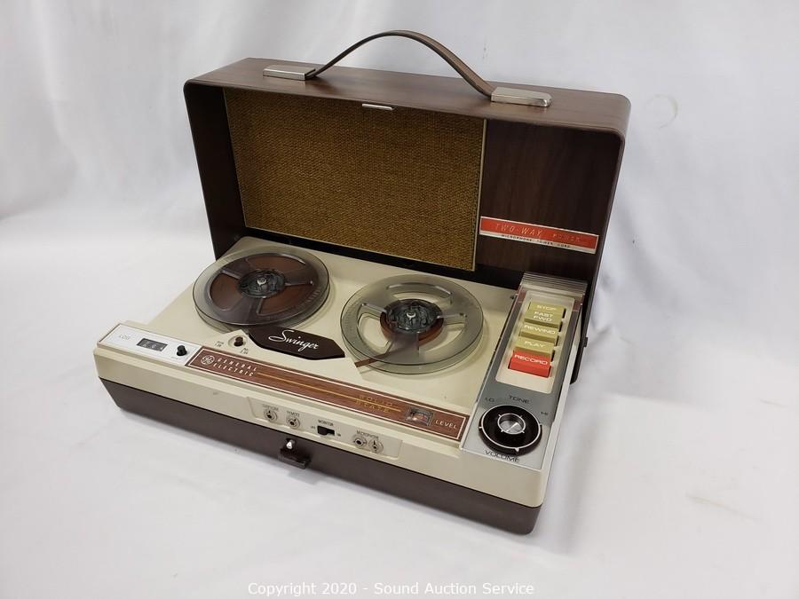 Sound Auction Service - Auction: 10/06/20 Hegge Pt. 3 Consignment Auction  ITEM: Vtg. GE Solid-State Reel-to-Reel Tape Player
